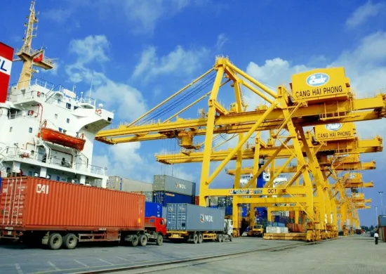 VẬN CHUYỂN HÀNG HÓA XUẤT NHẬP KHẨU
